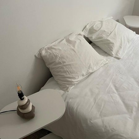 Le Wolf - 1 Chambre Dans Un T3 - 5Mn Tram Du Centre Ville - 15Mn Tram Gare Tgv Mulhouse - Wifi - Parking Zewnętrze zdjęcie