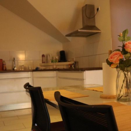 Le Wolf - 1 Chambre Dans Un T3 - 5Mn Tram Du Centre Ville - 15Mn Tram Gare Tgv Mulhouse - Wifi - Parking Zewnętrze zdjęcie